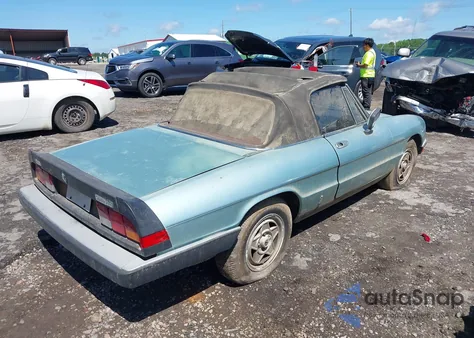 1983 Alfa Romeo Veloce 2000 Spider из США, поврежденный, VIN ZARBA5411D1016042